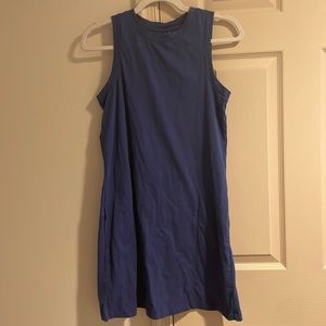 Old Navy. Size small. Great condition.